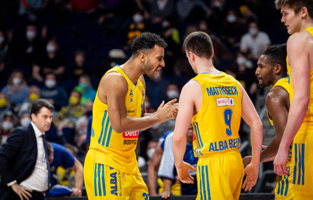 休后单一的 休后单一的